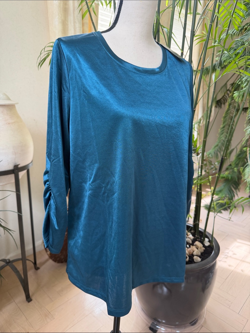 LOGO by Lori Goldstein Teal Shimmer Long Sleeve Crewneck